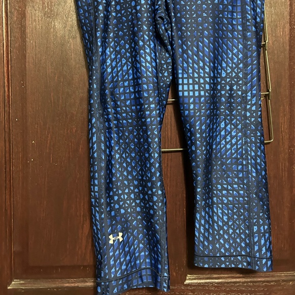 Under Armour women's workout athletic leggings capris - Picture 1 of 1